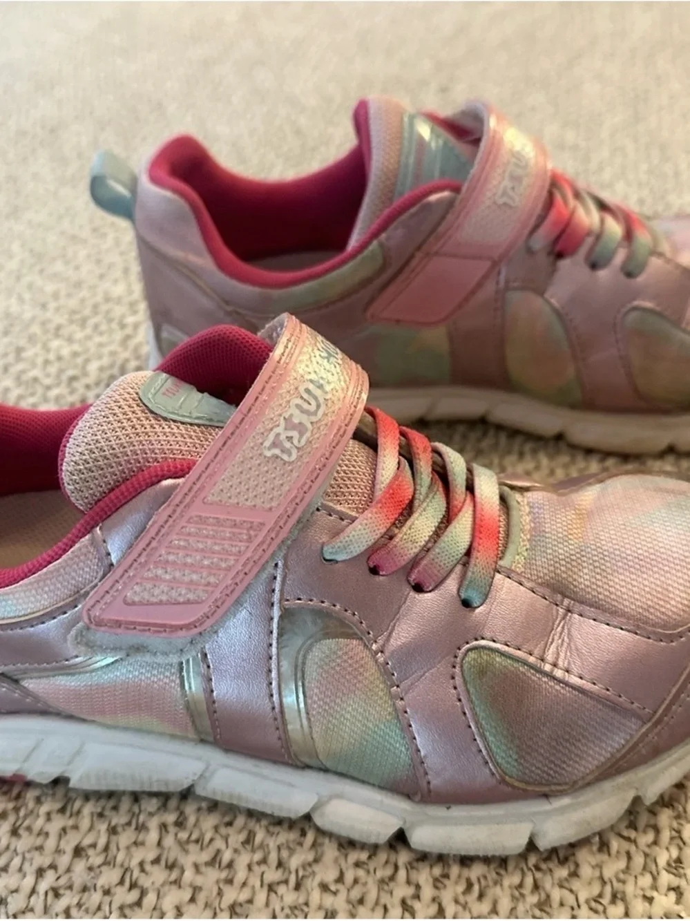 Girls Iridescent Pink velcro Tsukihoshi Sneakers size 1